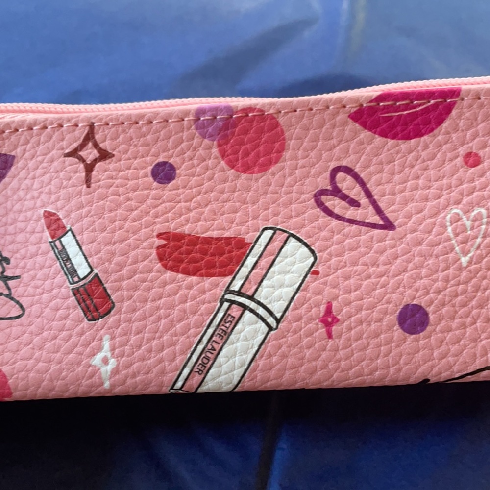 Makeup Set - Picture 3 of 7